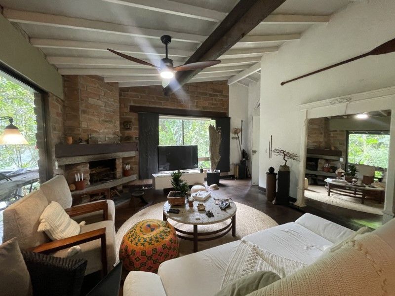 Casa en venta ubicada en Medellín, sector Poblado