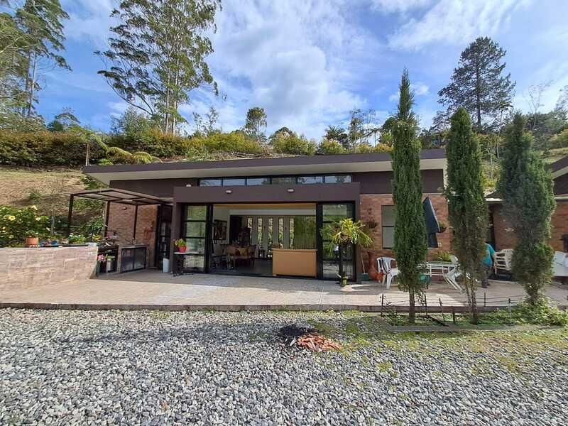 Casa en arriendo ubicada en La Ceja, sector Vía la Ceja