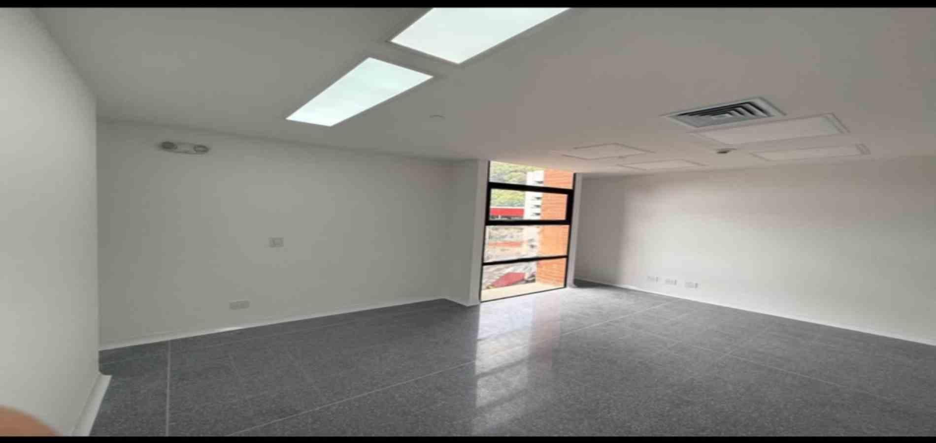 Consultorio en arriendo ubicado en Medellín, sector San Diego