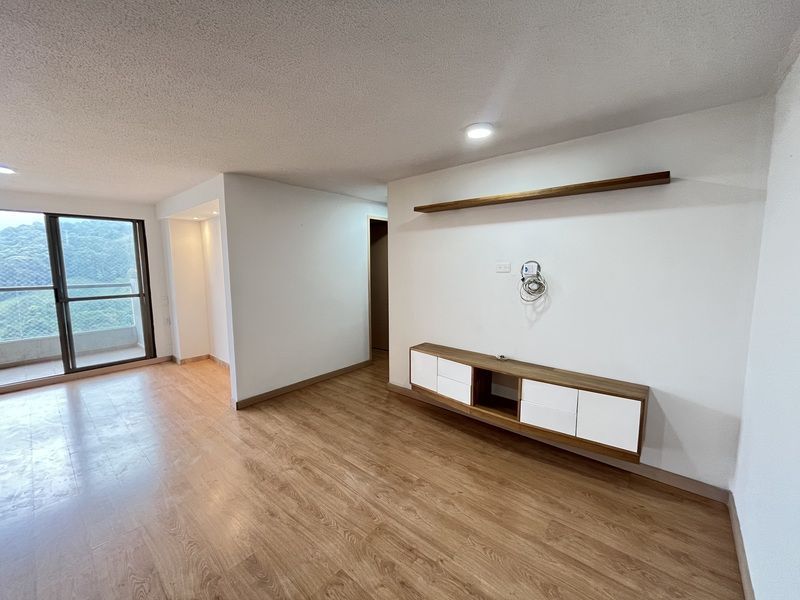 Apartamento en arriendo ubicado en Sabaneta, sector Pan de Azúcar