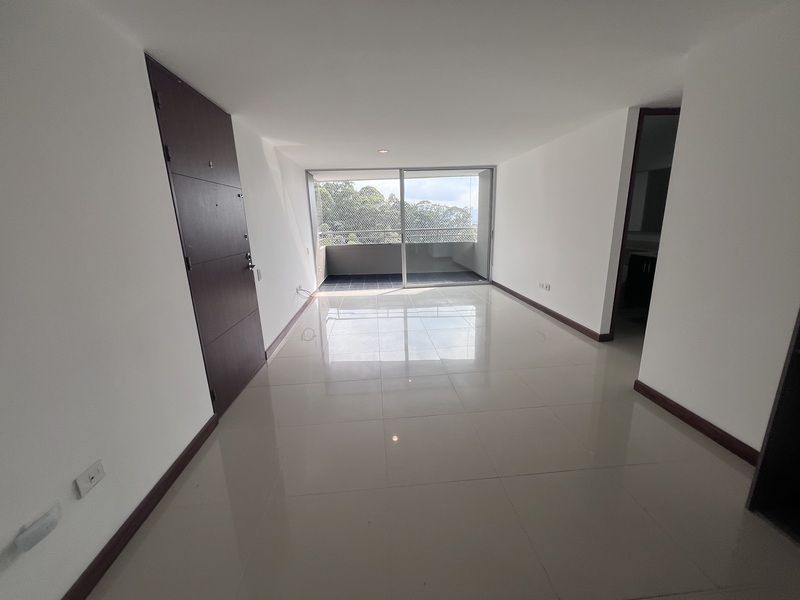 Apartamento en arriendo ubicado en Medellín, sector Loma del Indio