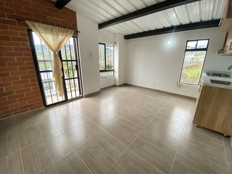 Apartamento en arriendo ubicado en El Carmen de Viboral, sector Carmen Colonial