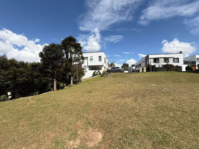 Lote en venta ubicado en Rionegro, sector Llanogrande