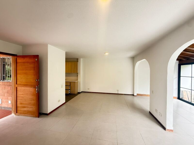 Casa en venta ubicada en El Retiro, sector Puro Cuero