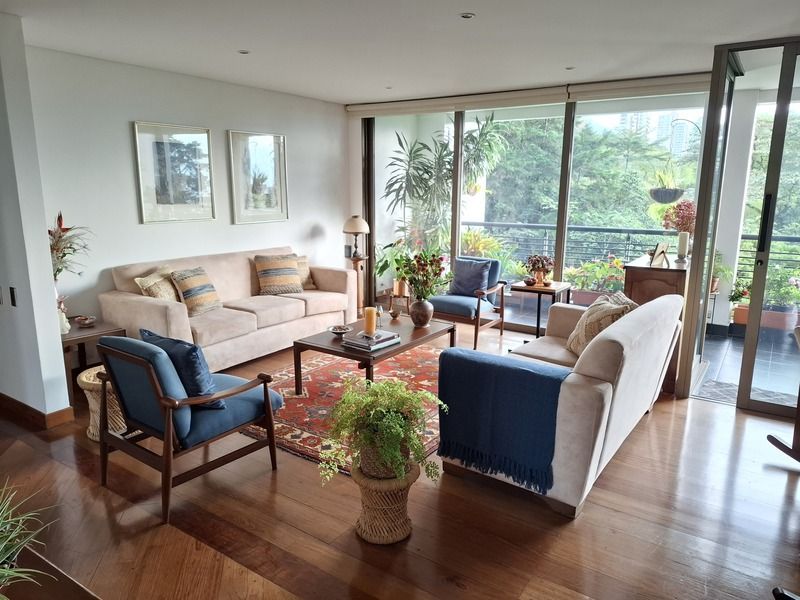 Apartamento en venta ubicado en Medellín, sector Los Balsos