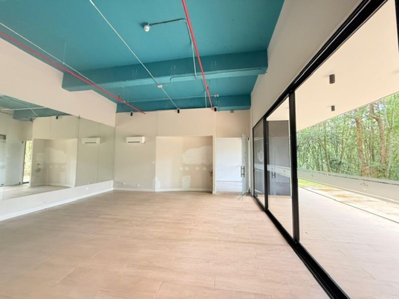 Oficina en venta ubicada en Envigado, sector Alto de las Palmas