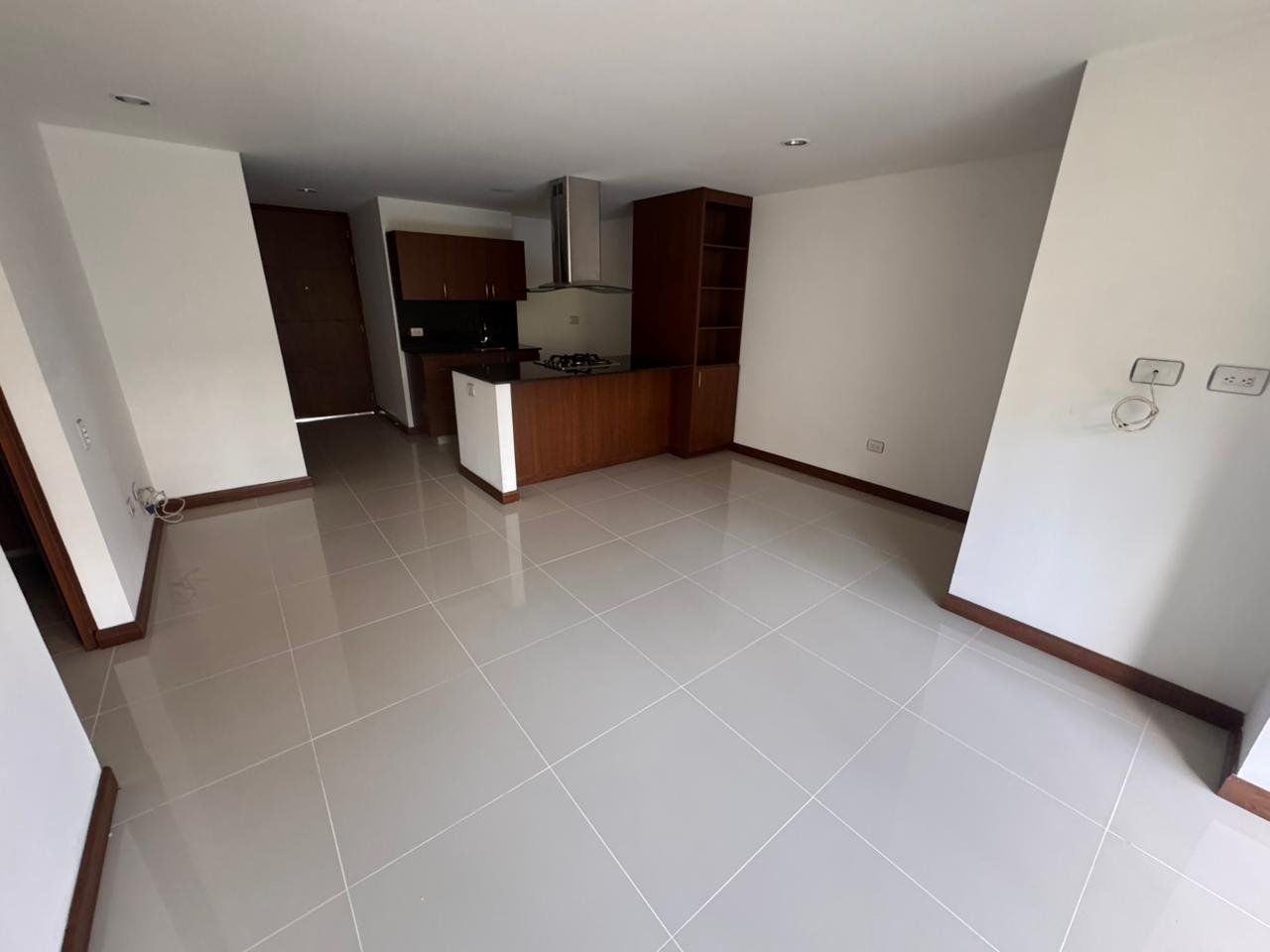 APARTAMENTO EN ARRIENDO UBICADO EN MEDELLIN SECTOR LOMA DEL INDIO