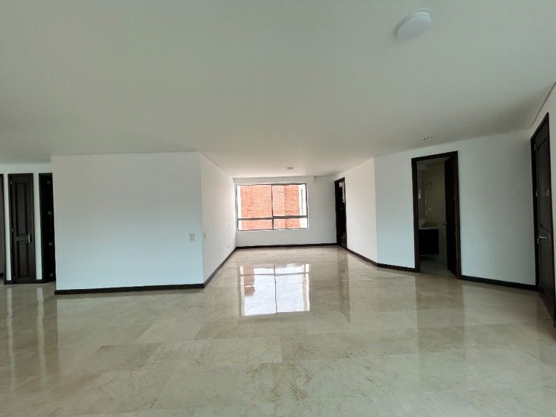 APARTAMENTO EN ARRIENDO UBICADO EN MEDELLIN SECTOR LAURELES