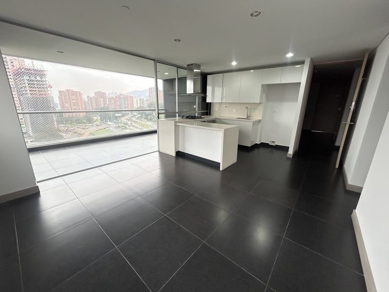 Apartamento en arriendo ubicado en Medellín, sector Los Balsos