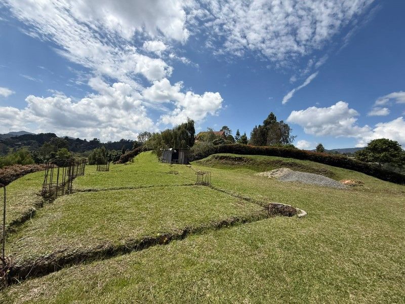 Lote en venta ubicado en El Retiro, sector El Pantanillo