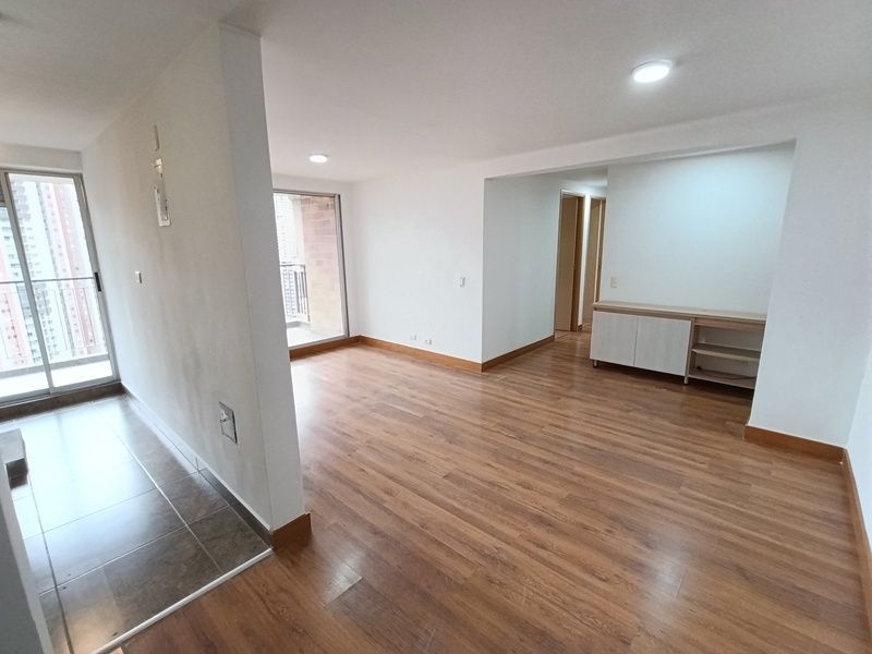 Apartamento en arriendo ubicado en Sabaneta, sector Cañaveralejo