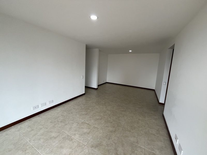 Apartamento en arriendo ubicado en Medellín, sector Los Balsos