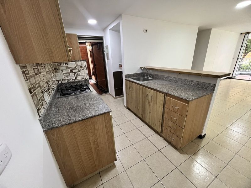 Apartamento en arriendo ubicado en Sabaneta, sector Prados