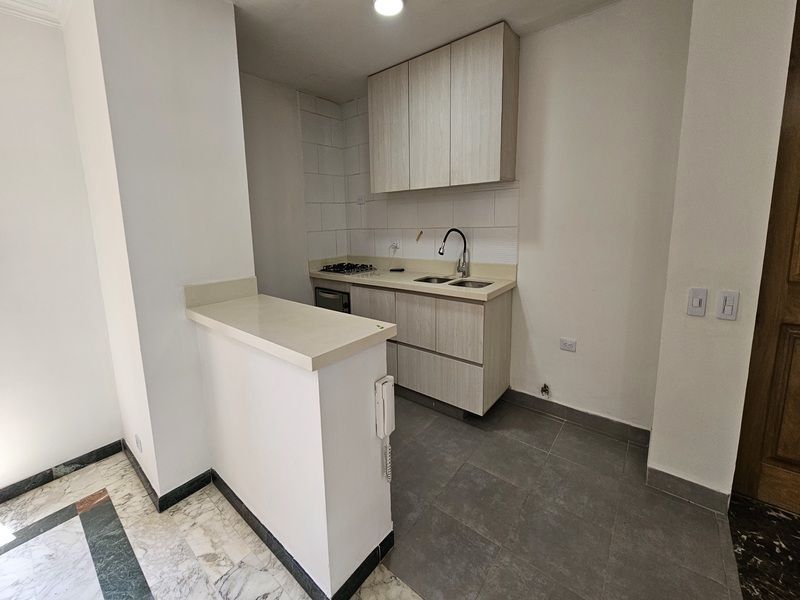 Apartamento en arriendo ubicado en Medellín, sector Laureles
