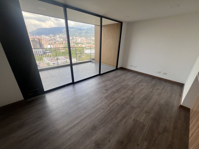 Apartamento en arriendo ubicado en Envigado, sector Primavera