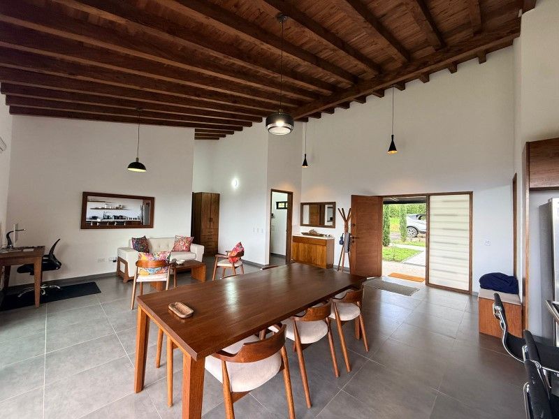 Finca en venta ubicada en La Ceja, sector Las Lomitas