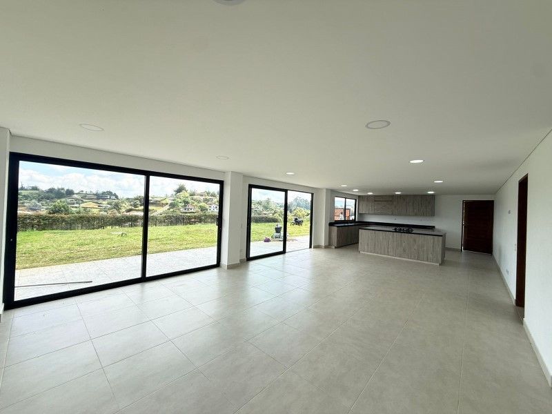 Casa en venta ubicada en El Carmen de Viboral, sector Aguas Claras