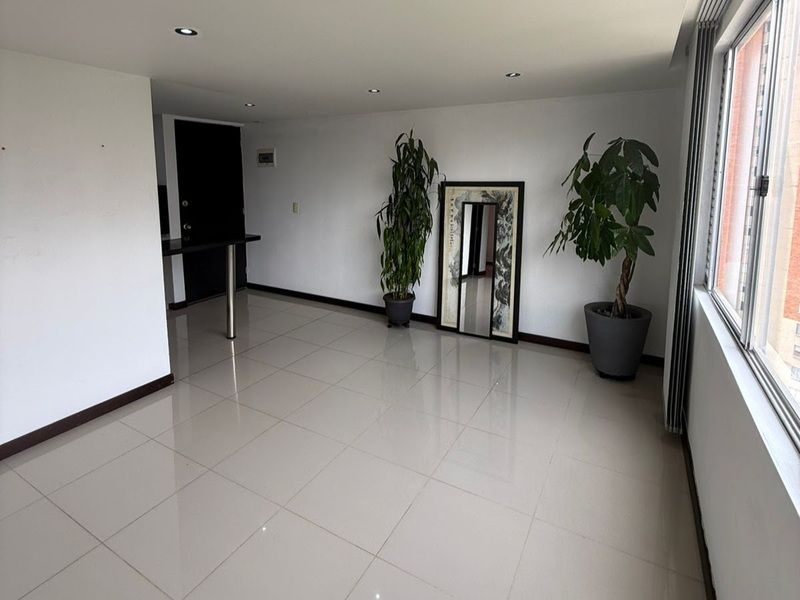 Apartamento en arriendo ubicado en Medellín, sector Belén Loma de los Bernal