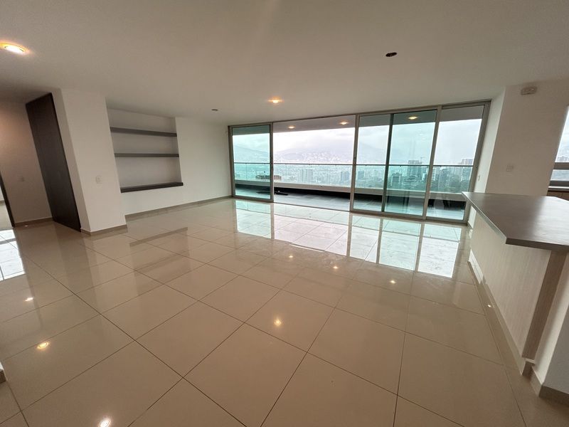 Apartamento en arriendo ubicado en Medellín, sector El Campestre