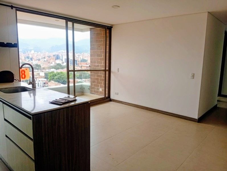 Apartamento en venta ubicado en Medellín, sector Suramericana