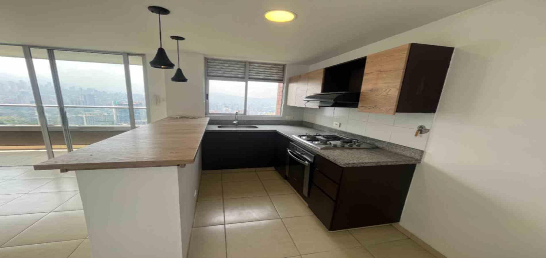 Apartamento en arriendo ubicado en Medellín, sector Palmas