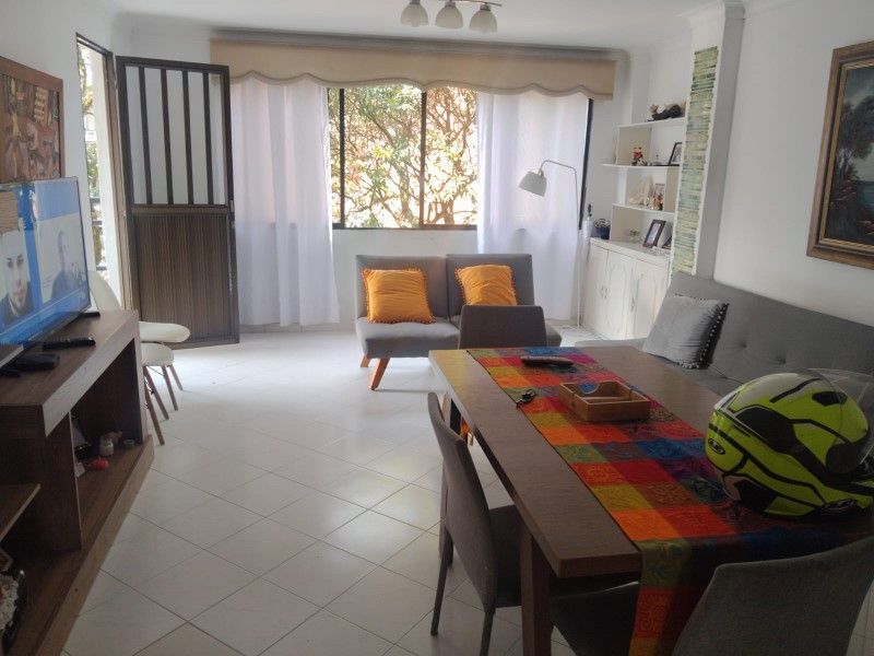Apartamento en venta ubicado en Medellín, sector Laureles