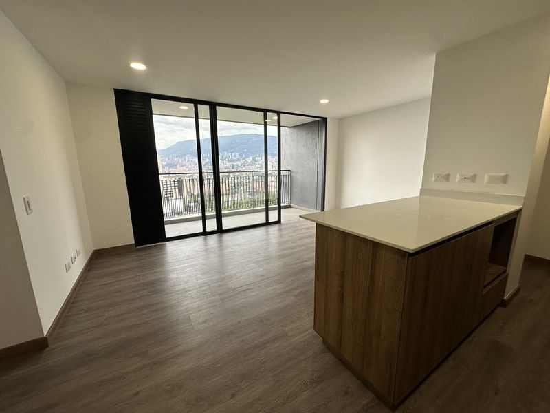 Apartamento en arriendo ubicado en Envigado, sector Mayorca