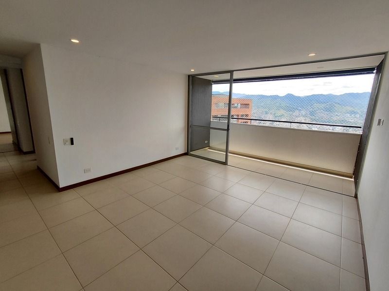 Apartamento en arriendo ubicado en Medellín, sector Loma de los Gonzales