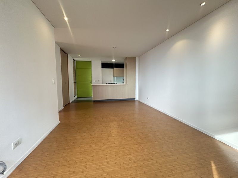 Apartamento en arriendo ubicado en Envigado, sector Loma de las Brujas