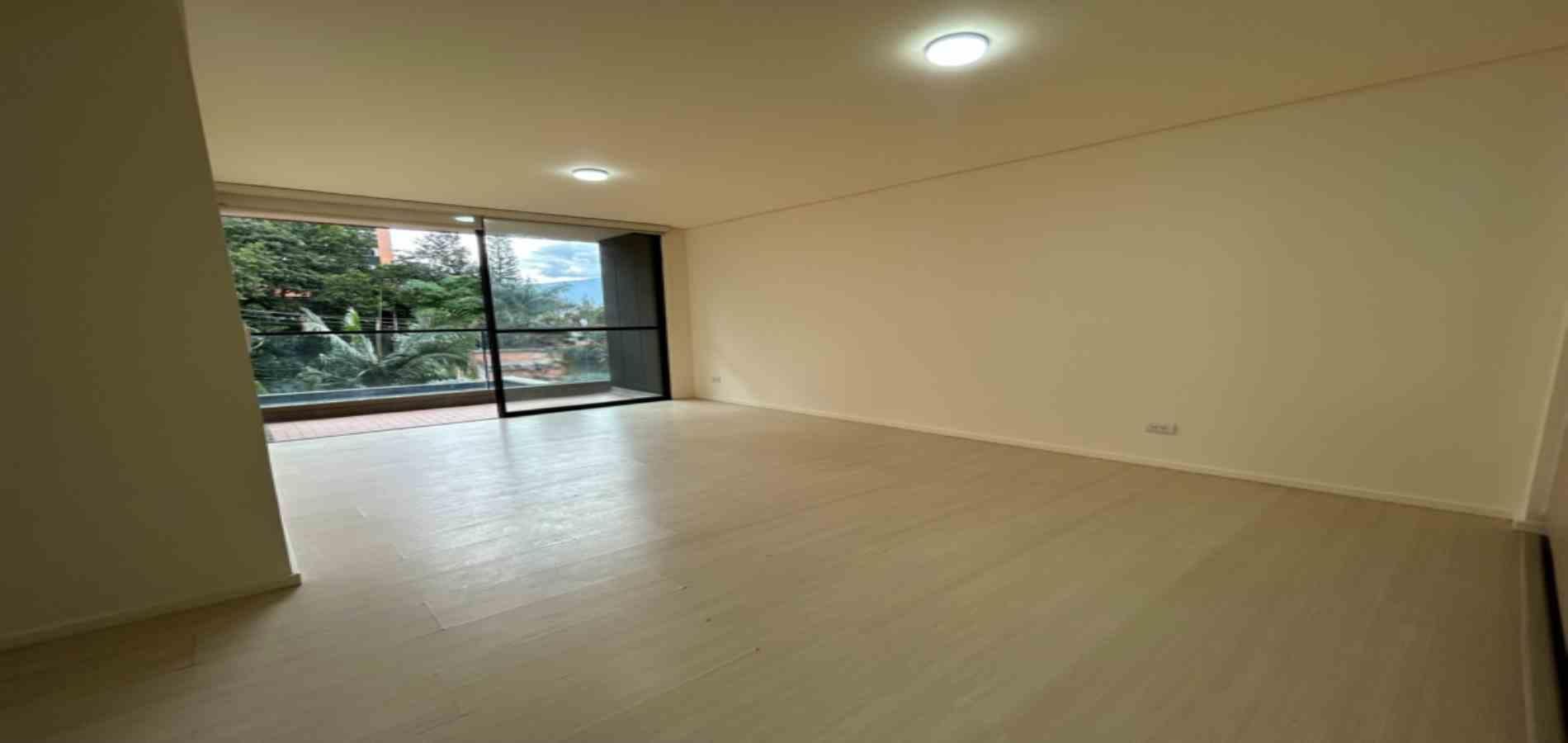 Apartamento en arriendo ubicado en Envigado, sector Loma de las Brujas