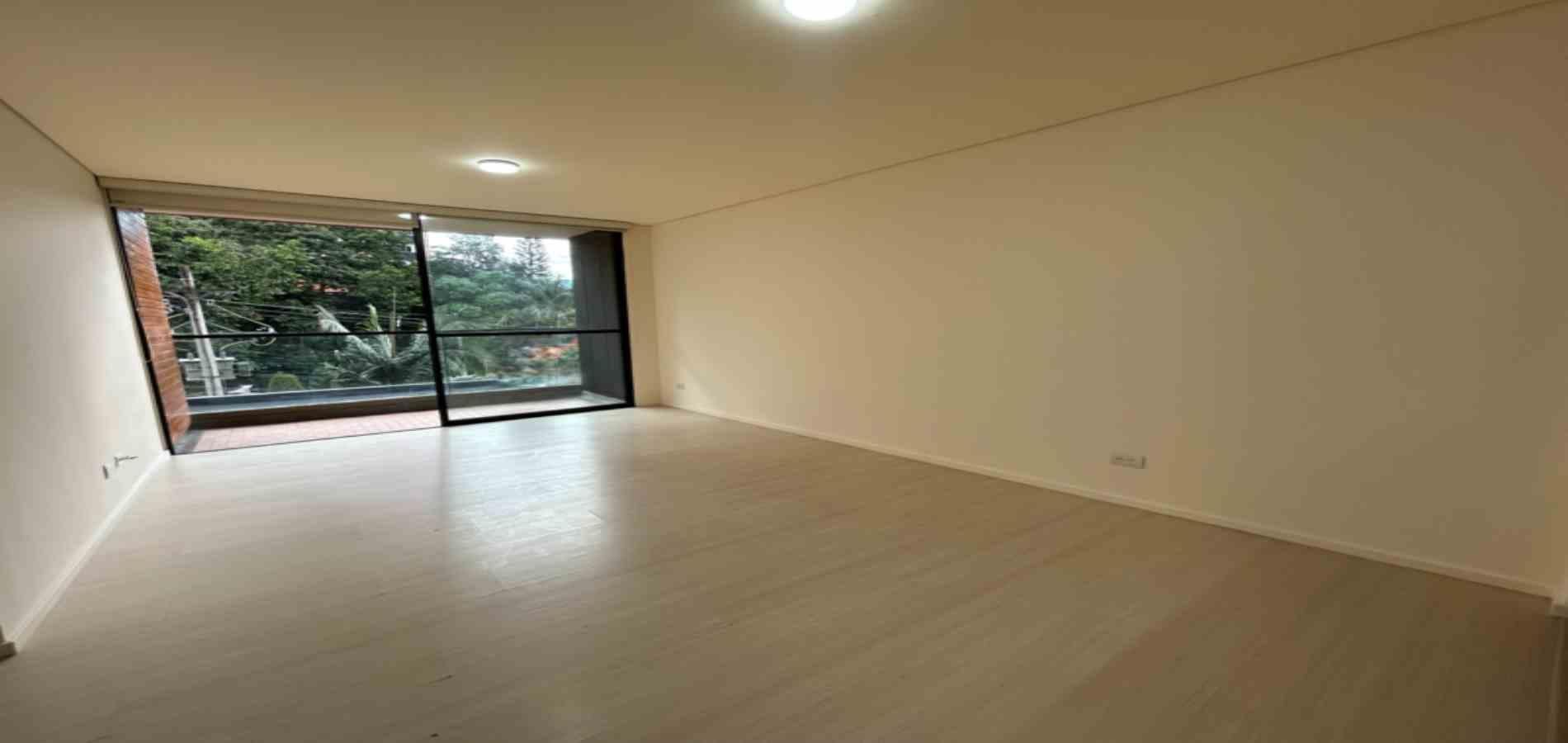 Apartamento en arriendo ubicado en Envigado, sector Loma de las Brujas