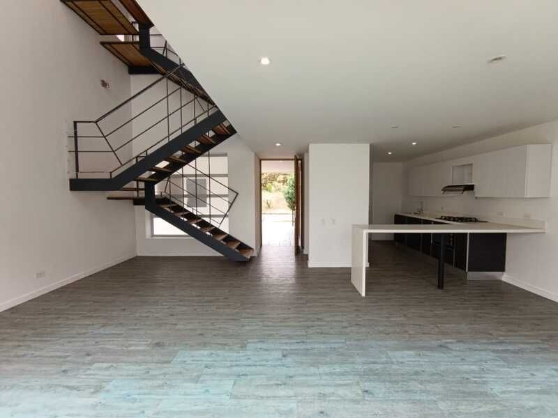 Casa en arriendo ubicada en Rionegro, sector Barro Blanco