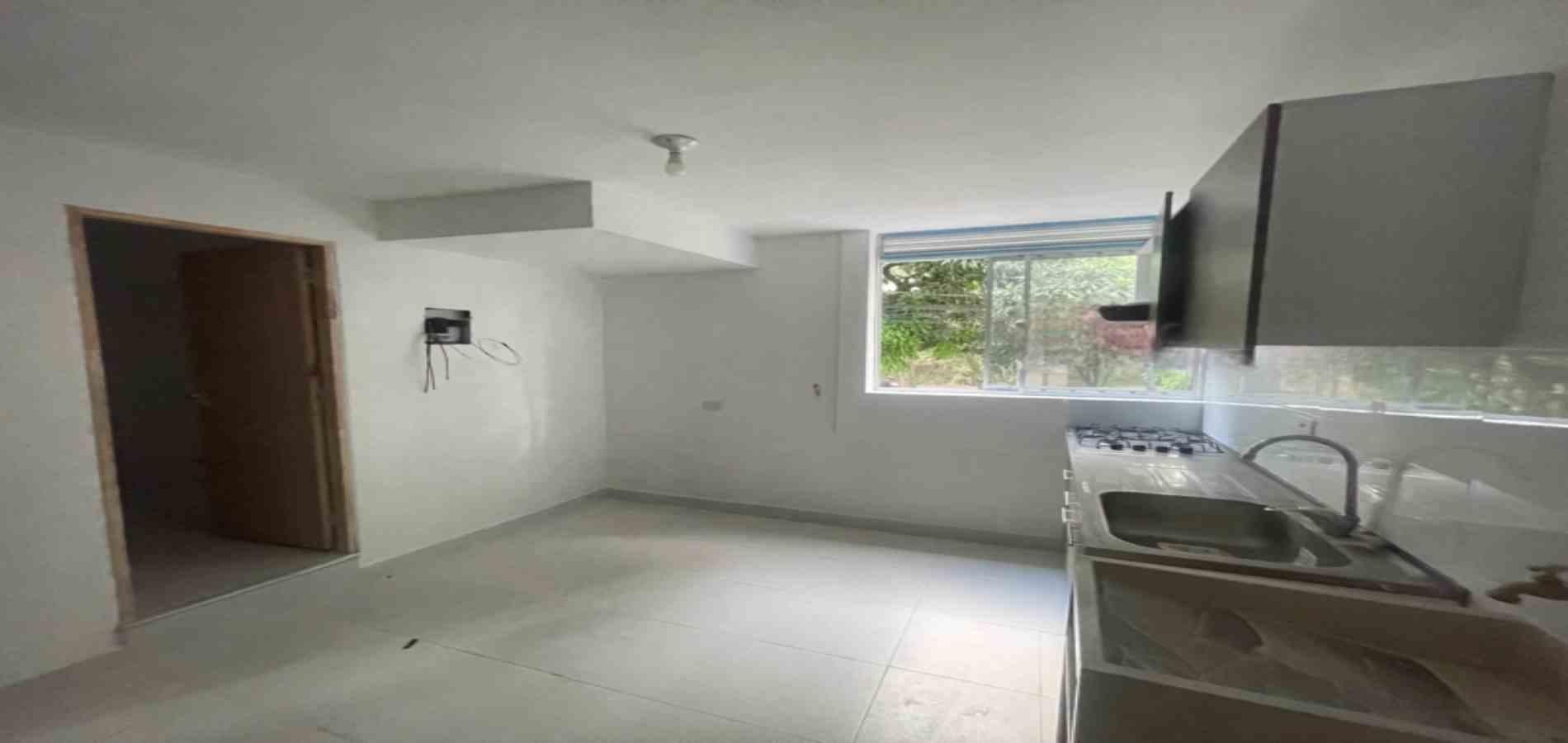 Apartaestudio en arriendo ubicado en Medellín, sector Estacion Floresta