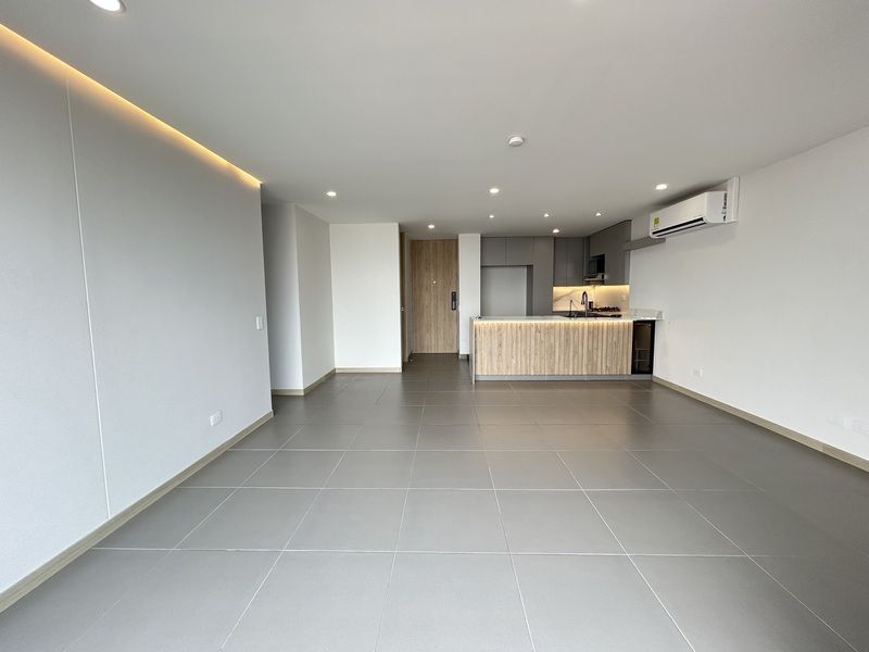 Apartamento en arriendo ubicado en Envigado, sector Loma del Escobero