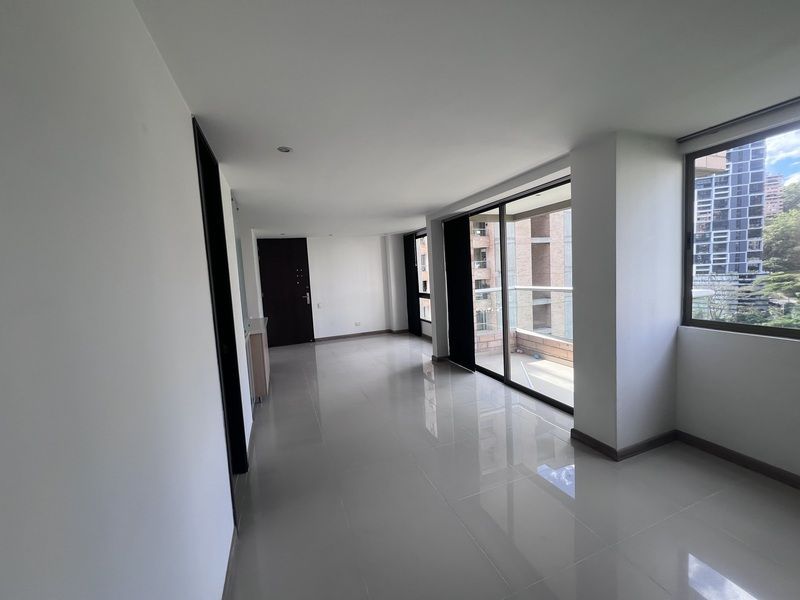 Apartamento en arriendo ubicado en Medellín, sector Altos del Poblado