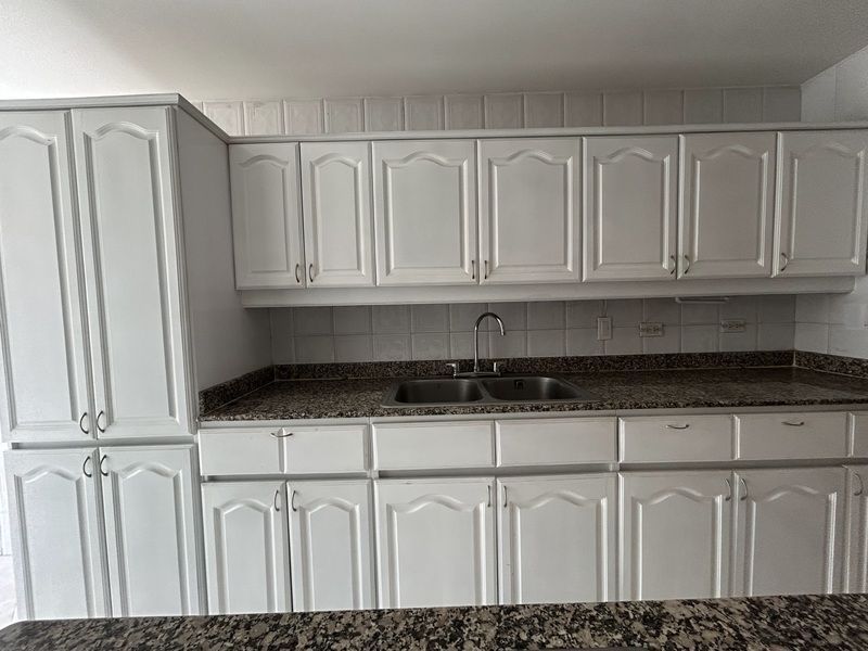 Apartamento en arriendo ubicado en Medellín, sector Laureles