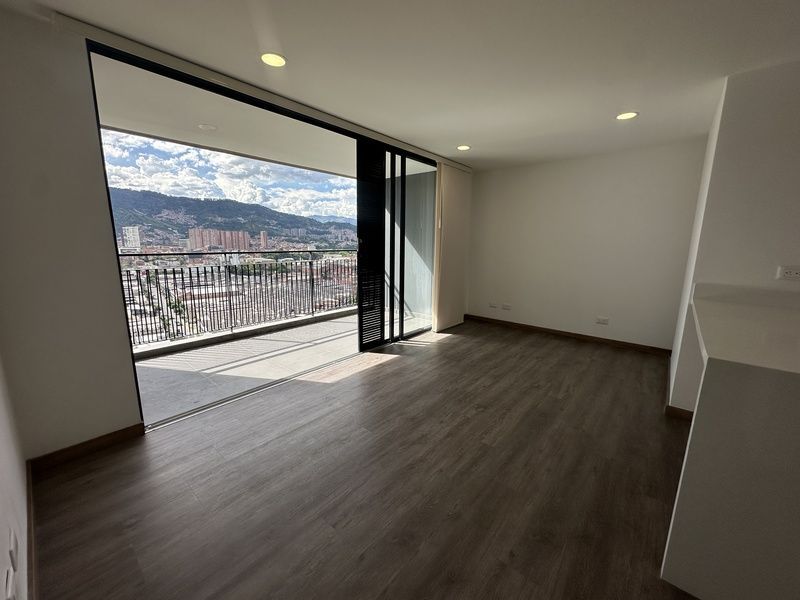 Apartamento en arriendo ubicado en Envigado, sector Mayorca