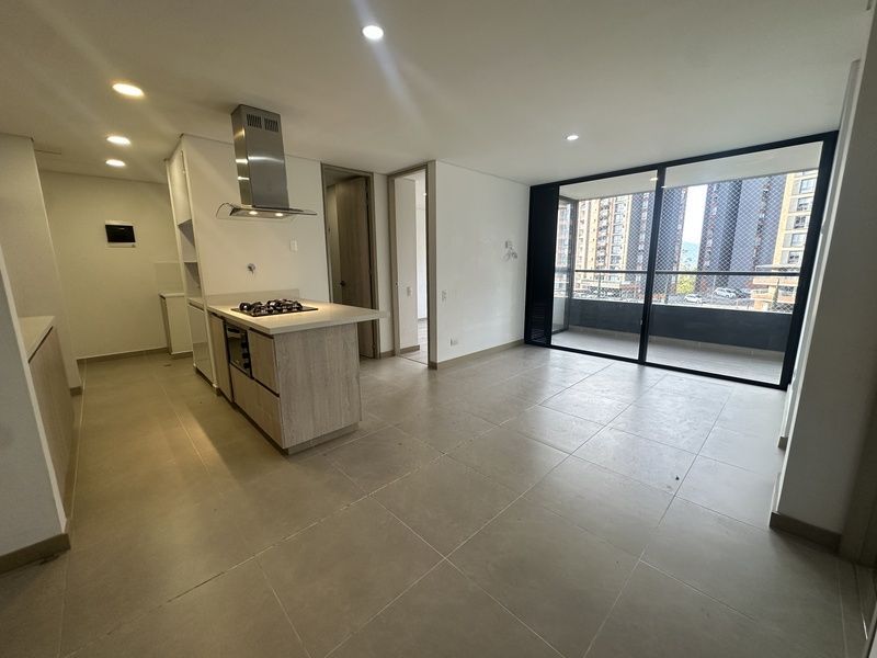 Apartamento en arriendo ubicado en Envigado, sector Loma de las Brujas