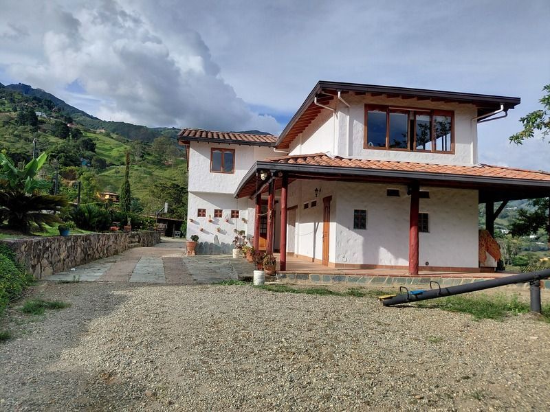 Finca en arriendo ubicada en Copacabana, sector Vereda Zarzal
