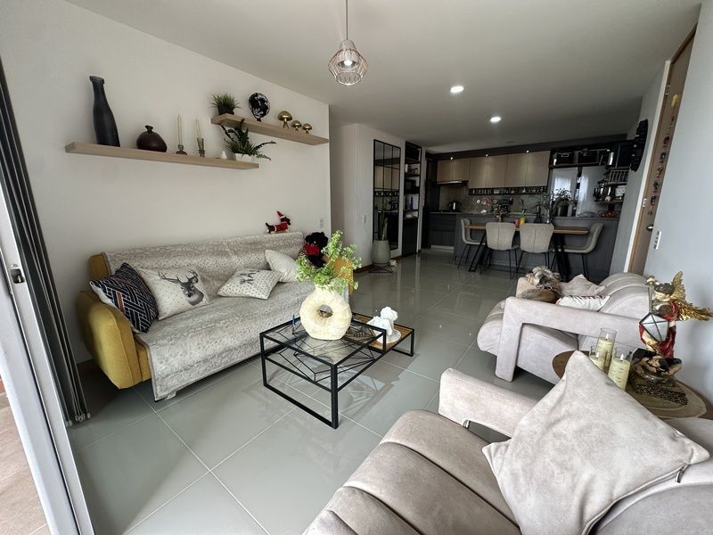 Apartamento en arriendo ubicado en Envigado, sector Loma del Escobero