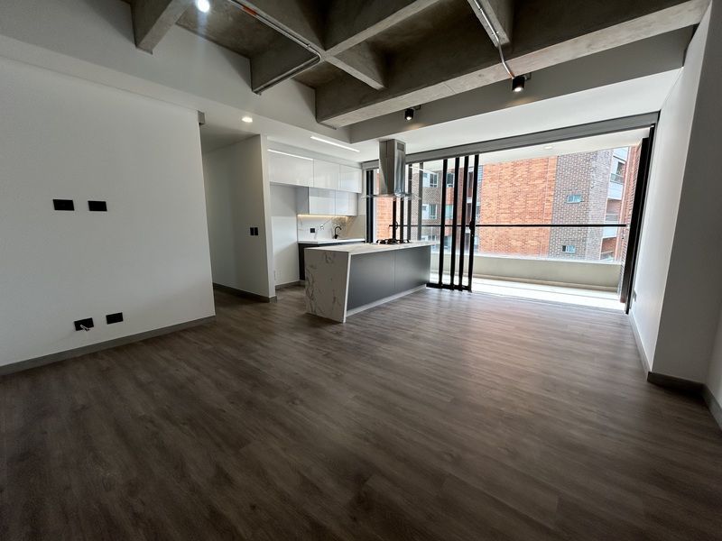 Apartamento en arriendo ubicado en Envigado, sector Loma de los Mesa