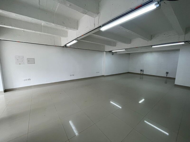 Oficina en arriendo ubicada en Rionegro, sector Tranvía