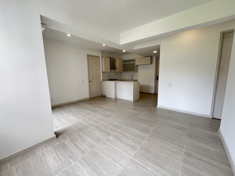 Apartamento en arriendo ubicado en Sabaneta, sector Tres Esquinas