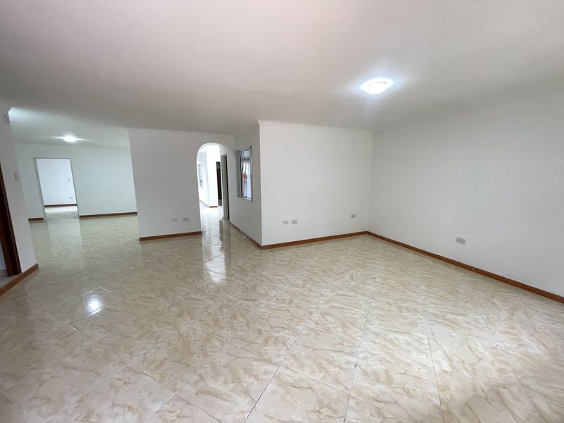 Casa en arriendo ubicada en Medellín, sector Estacion Floresta