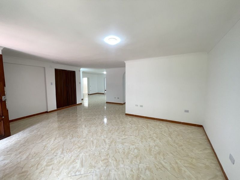 Casa en arriendo ubicada en Medellín, sector Estacion Floresta