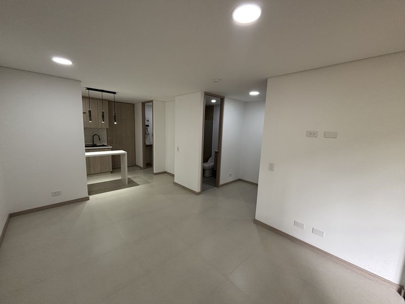 Apartamento en arriendo ubicado en Envigado, sector Señorial