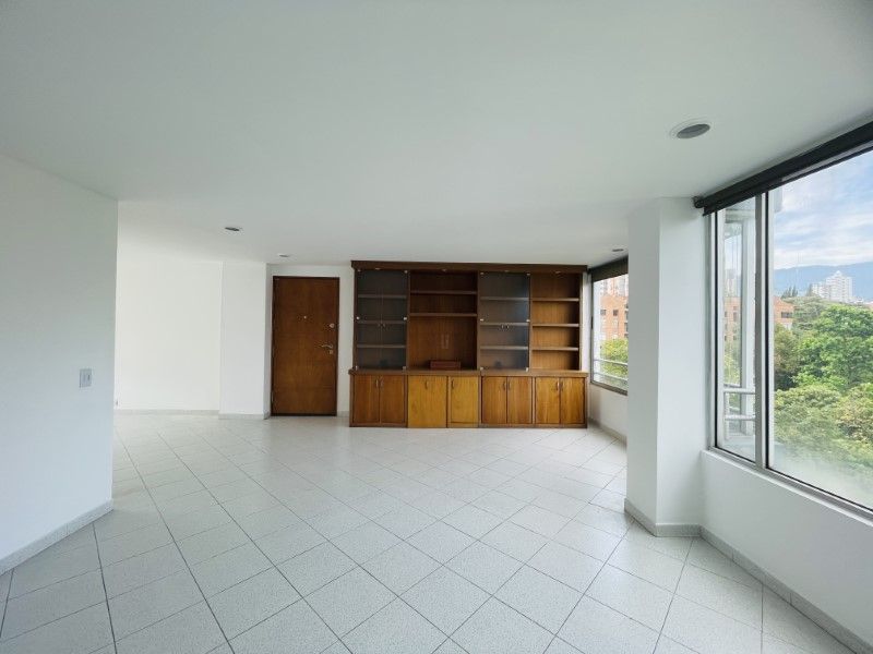 Apartamento en venta ubicado en Medellín, sector Los Balsos II