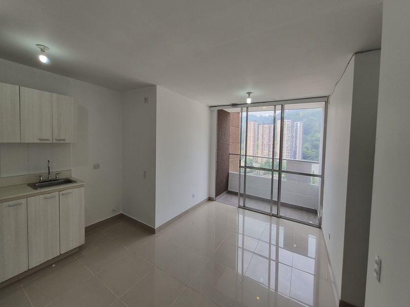 Apartamento en arriendo ubicado en Sabaneta, sector Prados de Sabaneta