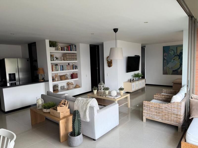 Apartamento en arriendo ubicado en Medellín, sector Cola del Zorro