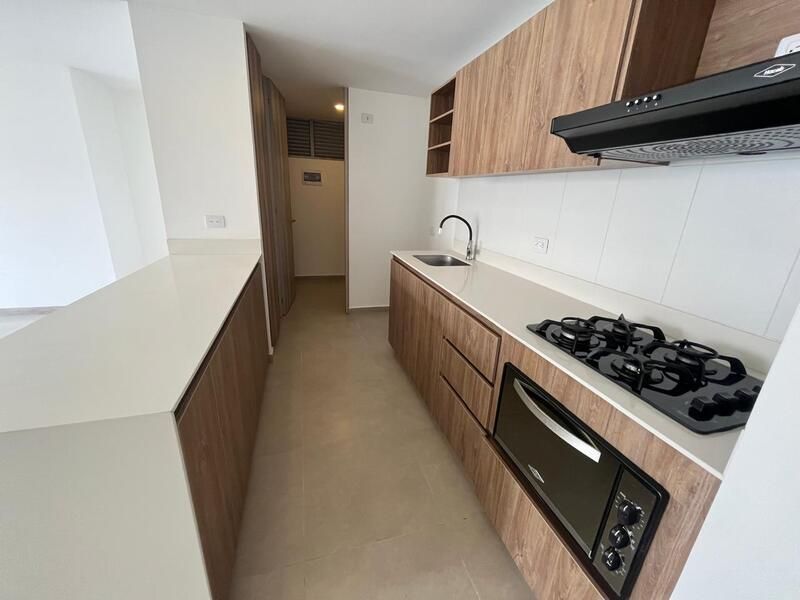 APARTAMENTO EN ARRIENDO UBICADO EN EL POBLADO SECTOR CIUDAD DEL RIO